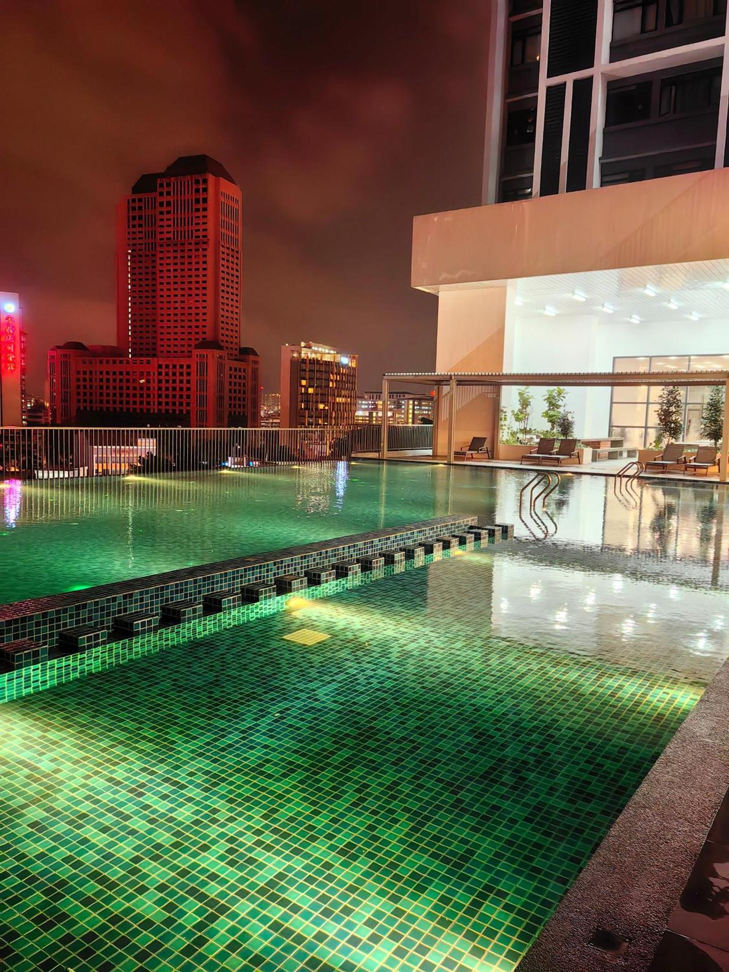 Chambers Residence Klcc By Purple Orchid Куала-Лумпур Экстерьер фото